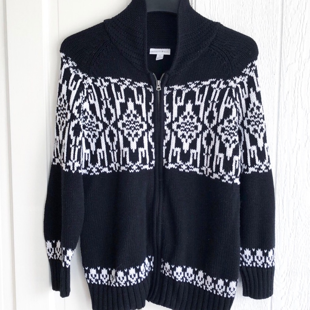 Fashion bug sweater